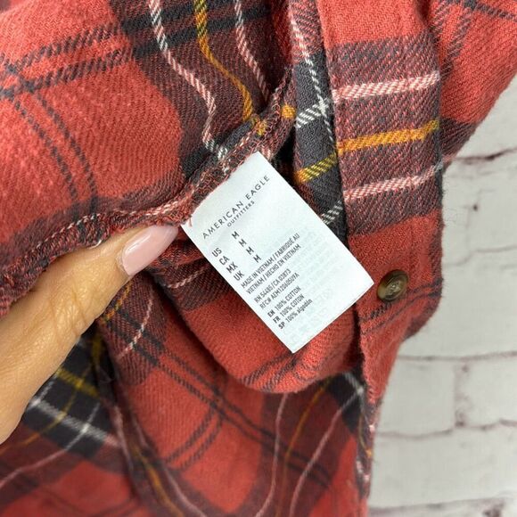 American Eagle Shirt Womens Medium Button Up Ahhmazingly Soft Boyfriend Fit Red - Picture 4 of 9